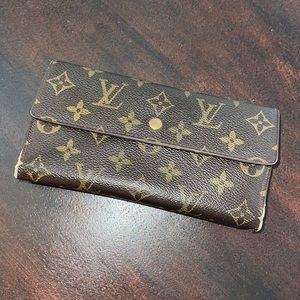 Authentic Louis Vuitton Wallet